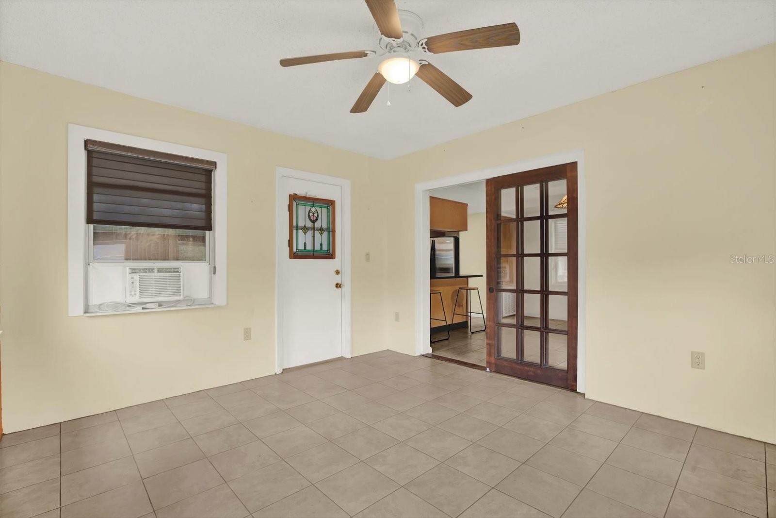 Image 11 of 22 For 31205 Lancewood Drive