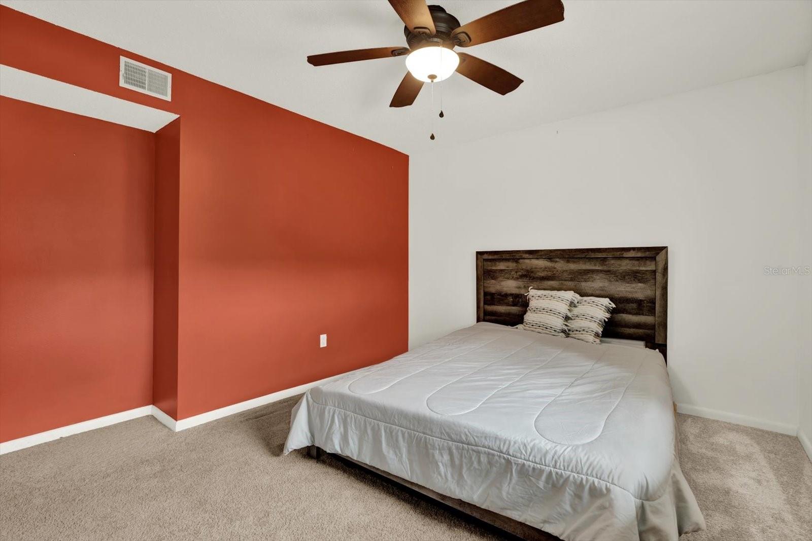 Image 17 of 22 For 31205 Lancewood Drive