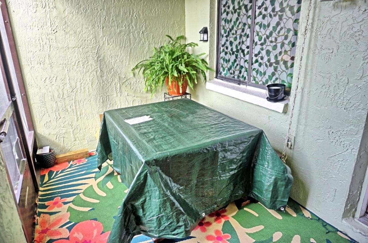 Image 23 of 28 For 1865 Mazo Manor J5