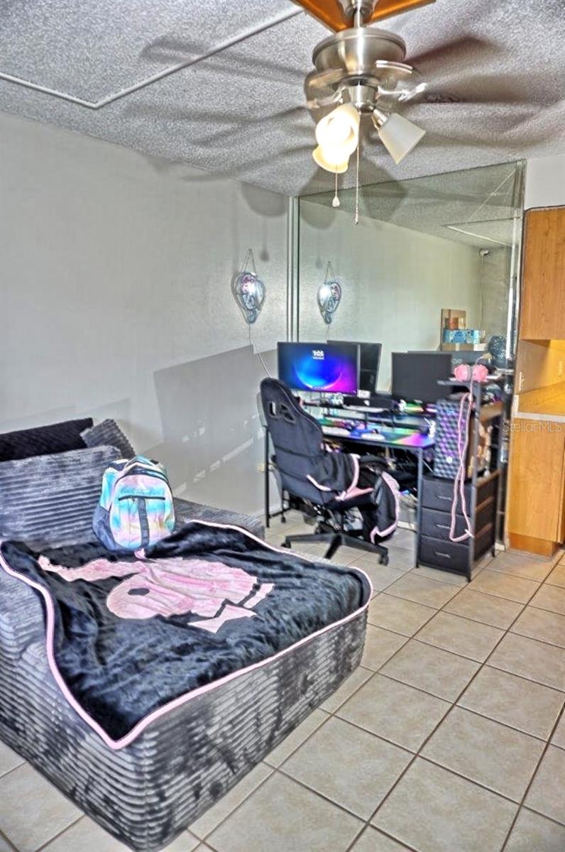 Image 4 of 21 For 20853 Haulover Cove A13