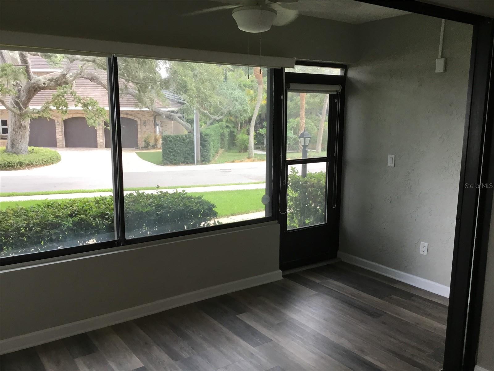 Image 6 of 39 For 413 Bayshore Boulevard B2