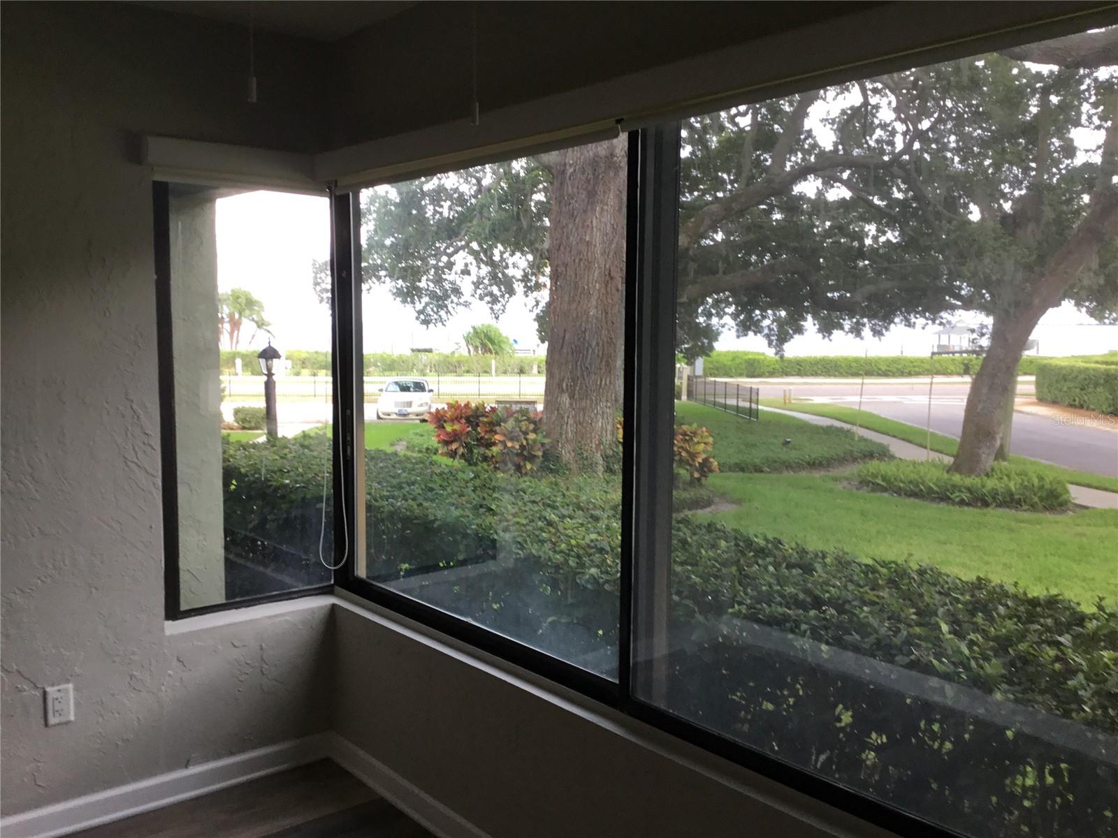 Image 7 of 39 For 413 Bayshore Boulevard B2