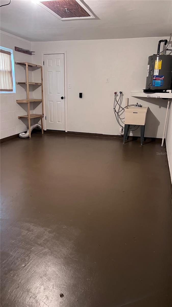 Image 16 of 18 For 4929 Hazner Street 4929