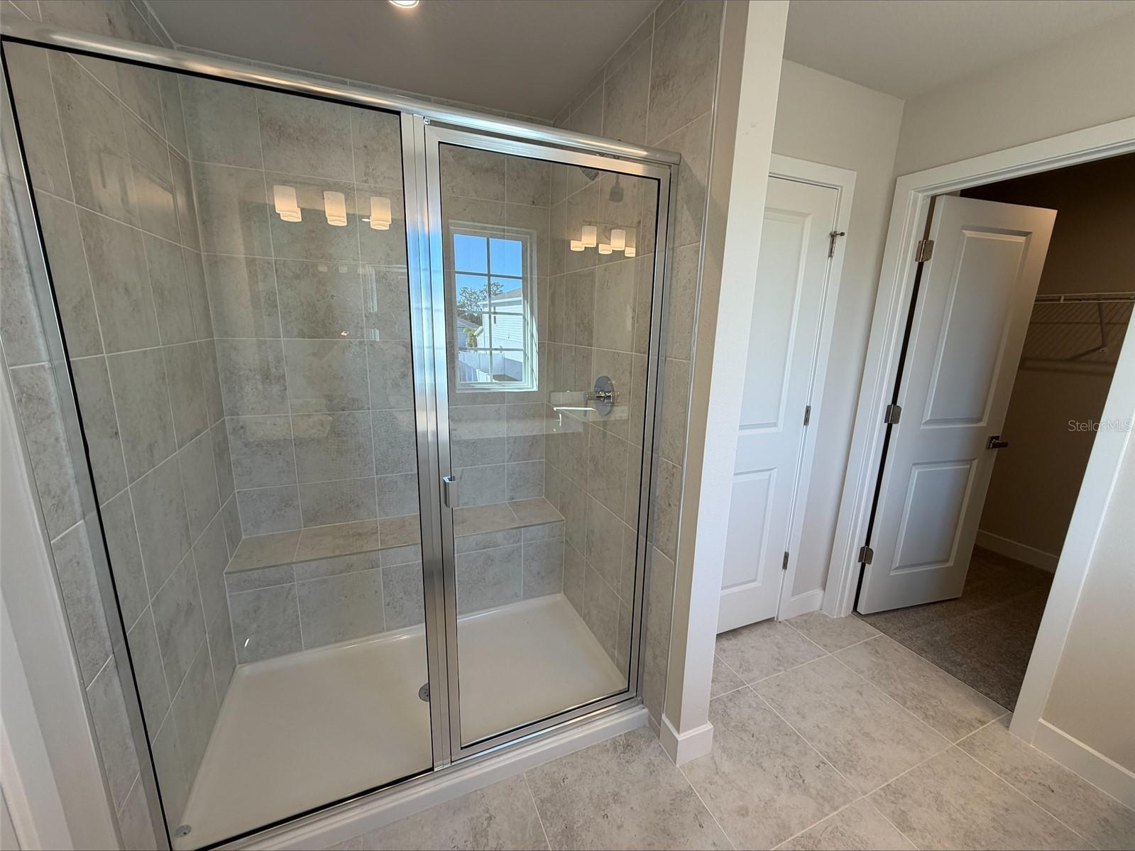 Image 6 of 8 For 4511 Arden Way