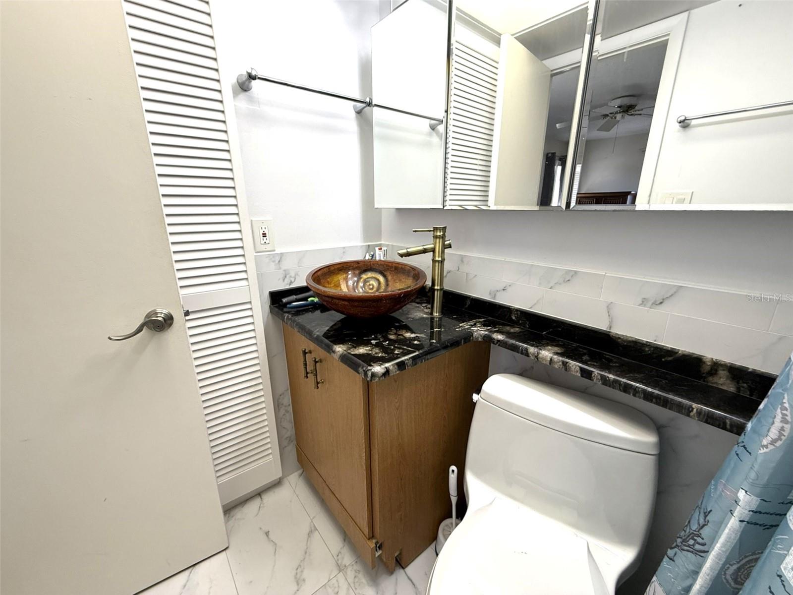 Image 14 of 22 For 5111 Amulet Drive 208