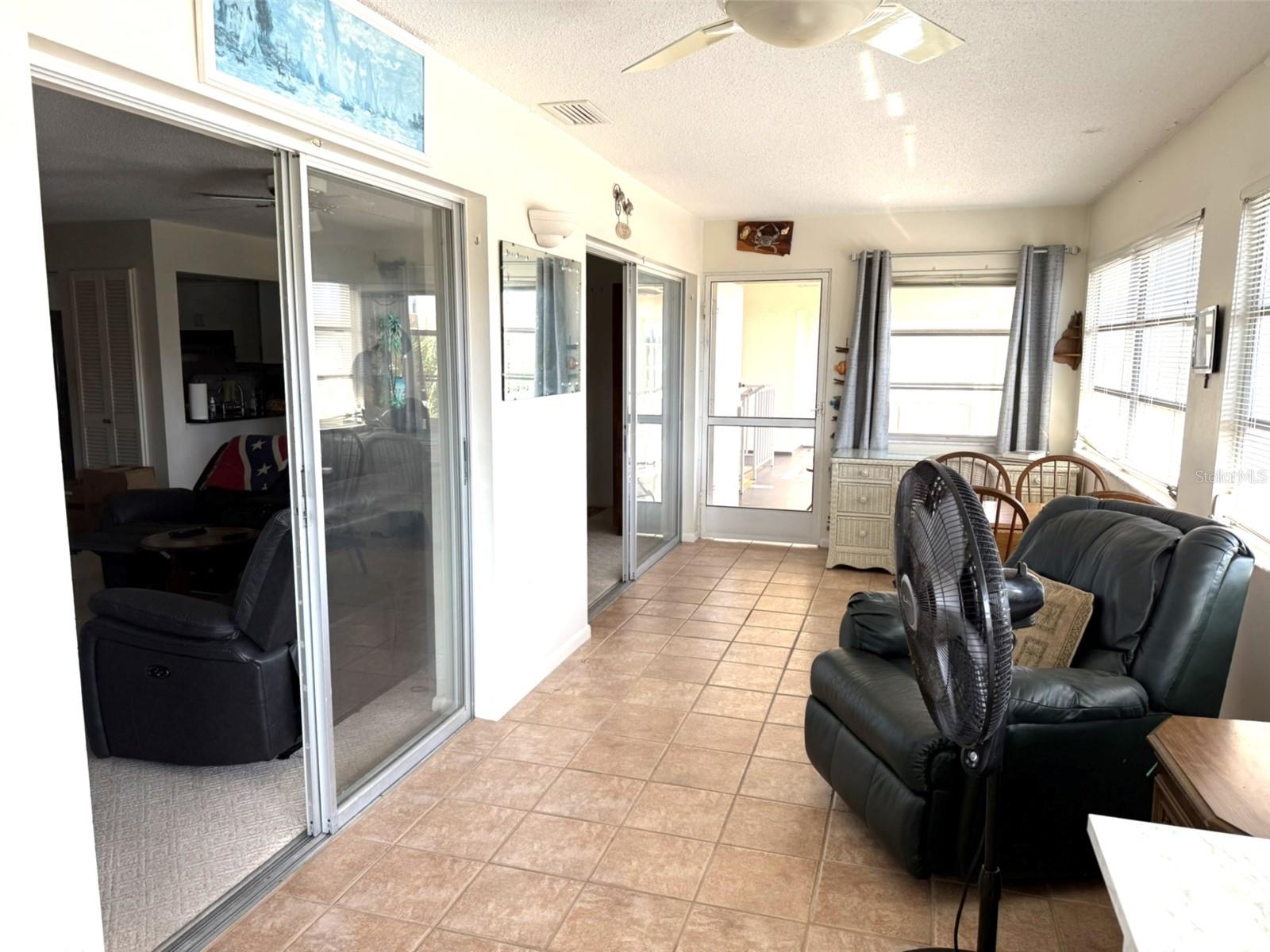 Image 4 of 22 For 5111 Amulet Drive 208