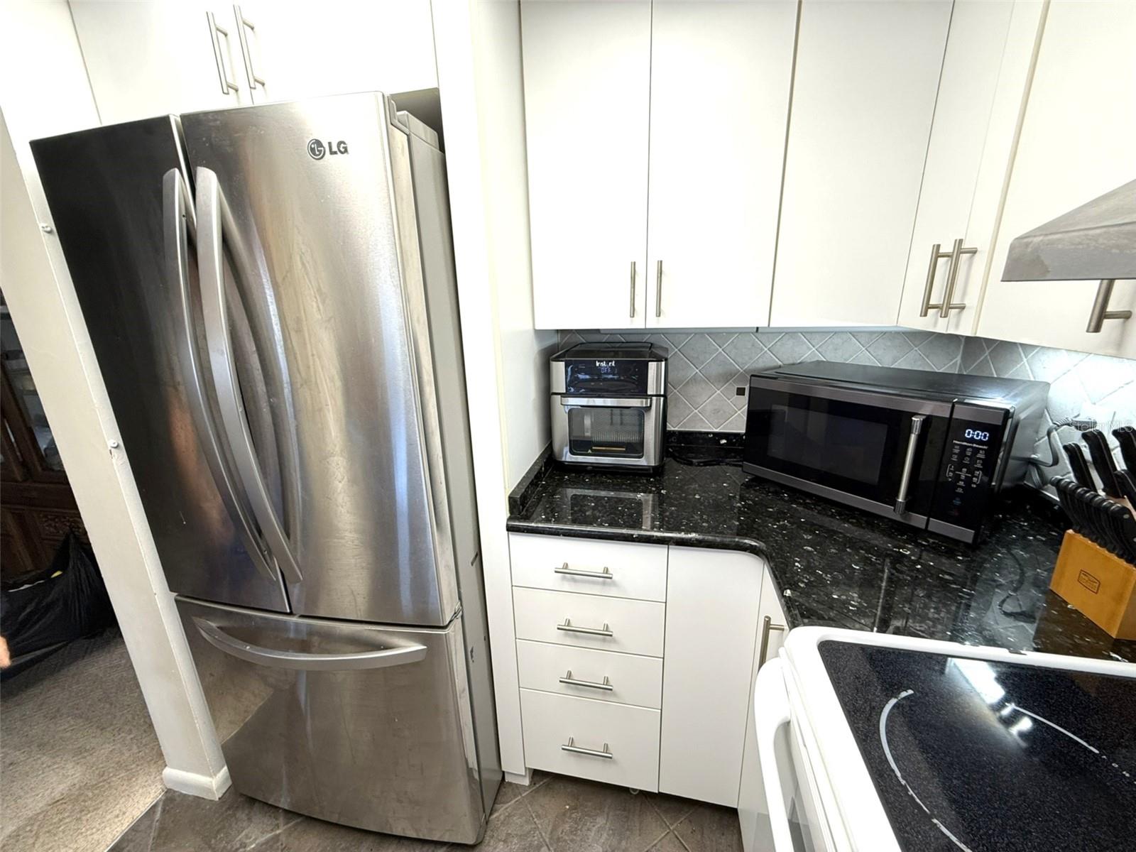 Image 9 of 22 For 5111 Amulet Drive 208