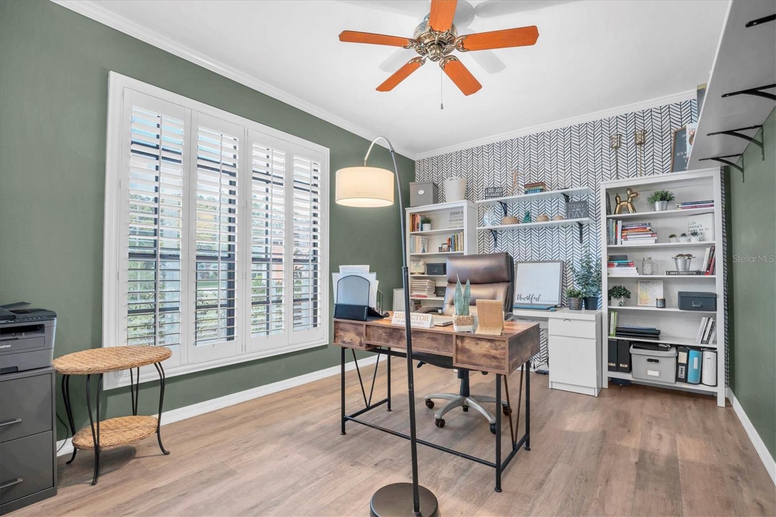 Image 20 of 53 For 4814 Yellowstone Drive