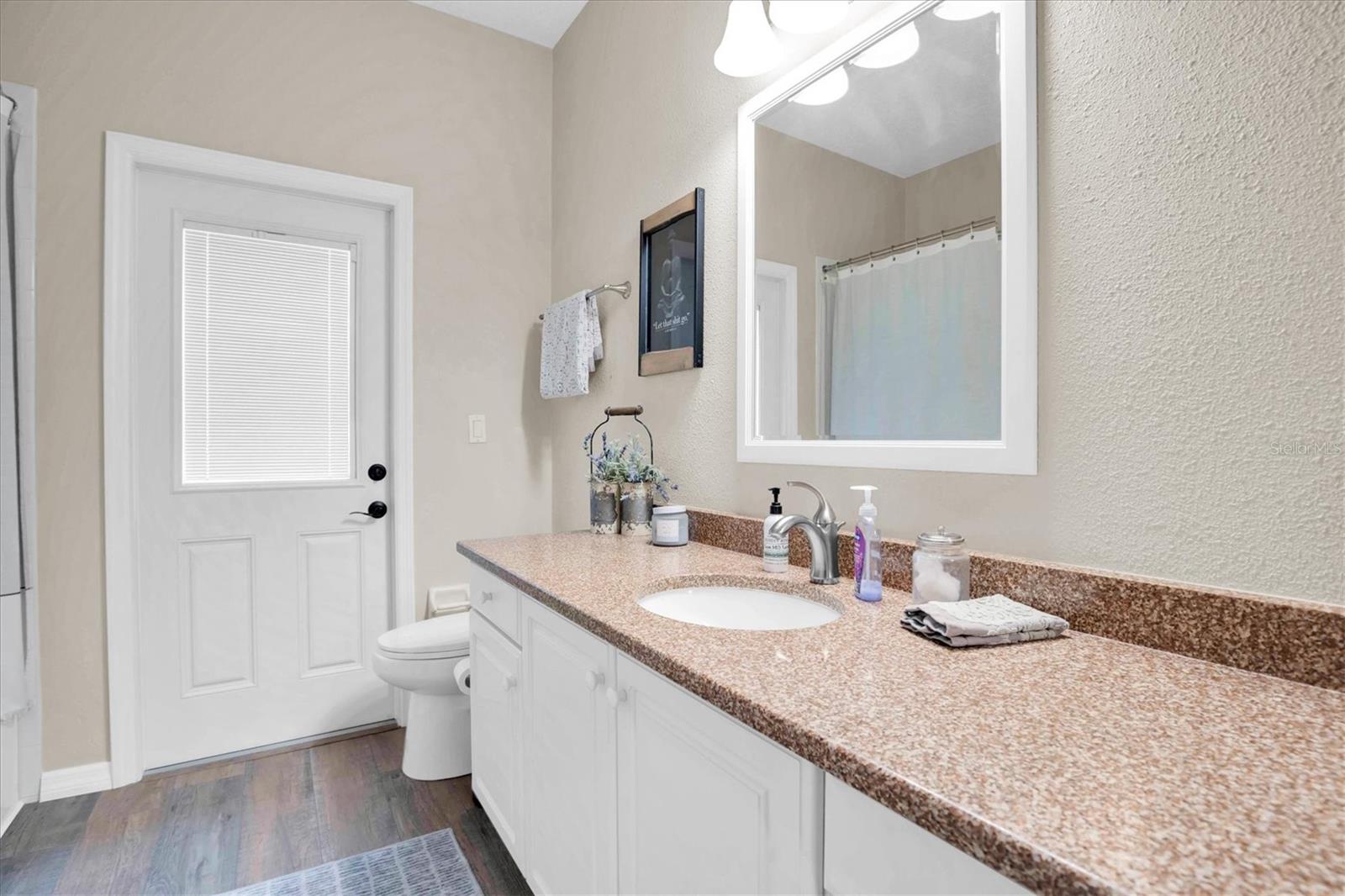 Image 29 of 53 For 4814 Yellowstone Drive