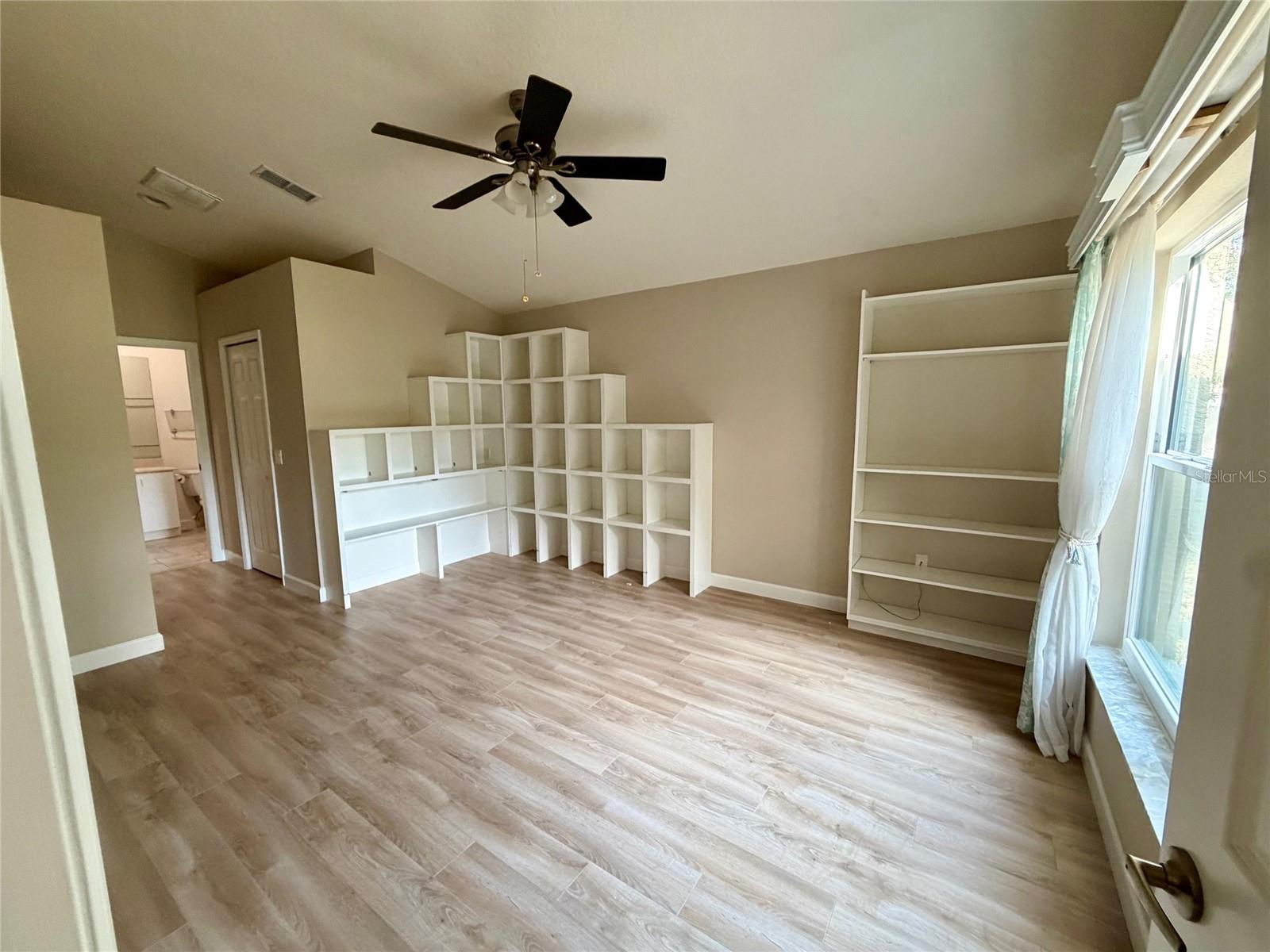 Image 52 of 62 For 11430 Kingstree Court