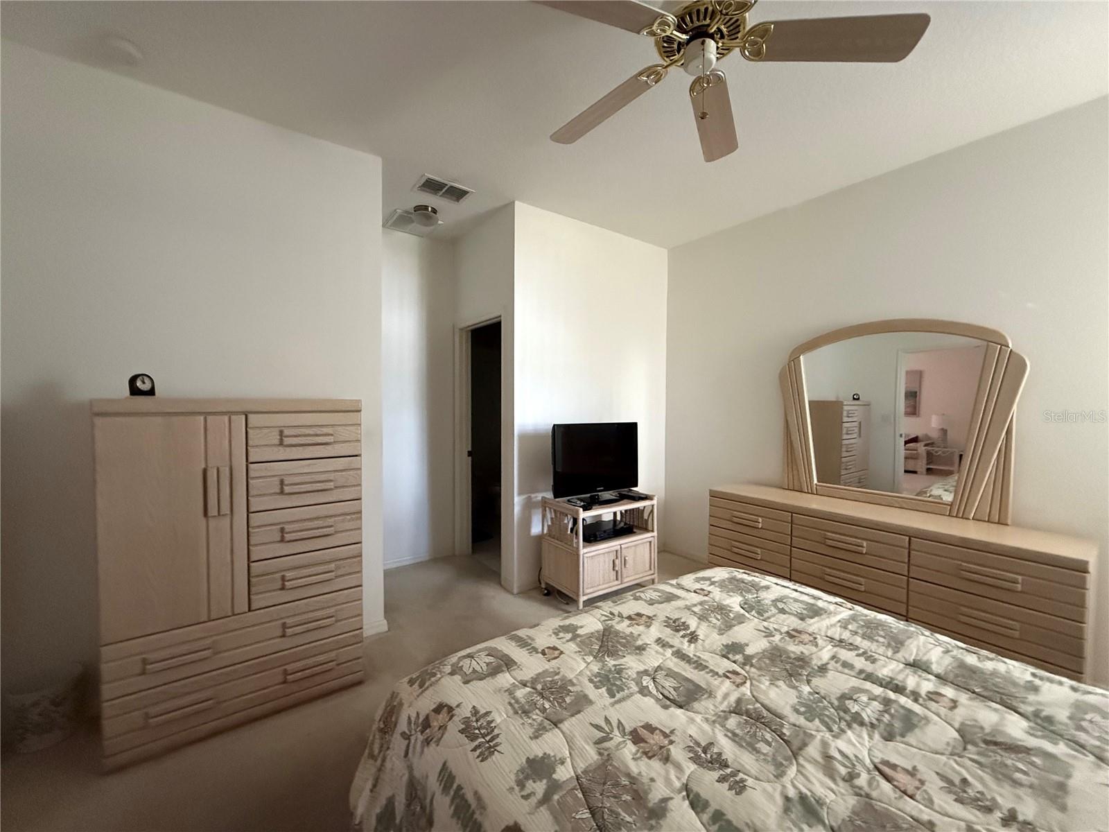 Image 20 of 29 For 13335 Norman Circle