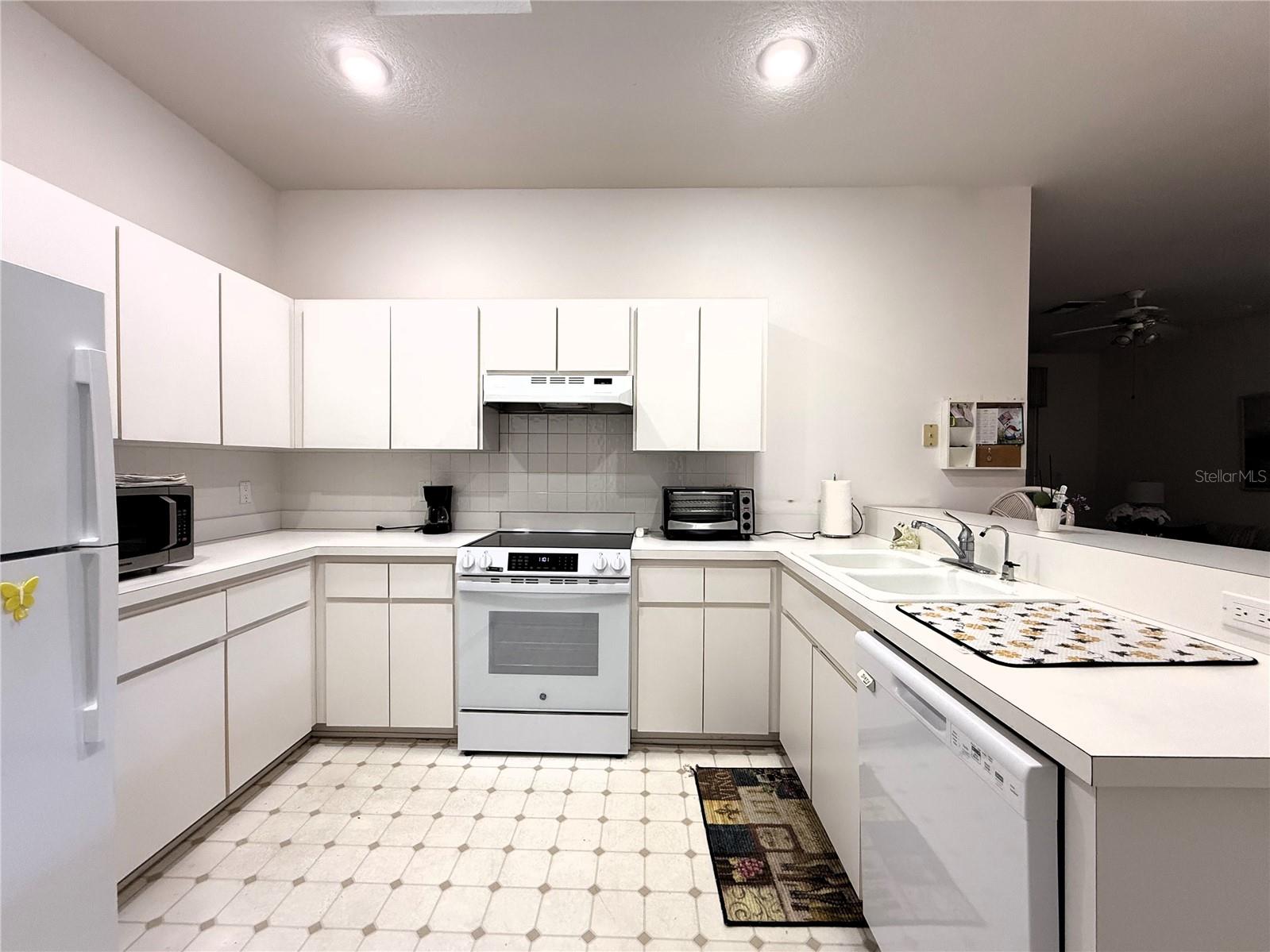 Image 8 of 29 For 13335 Norman Circle