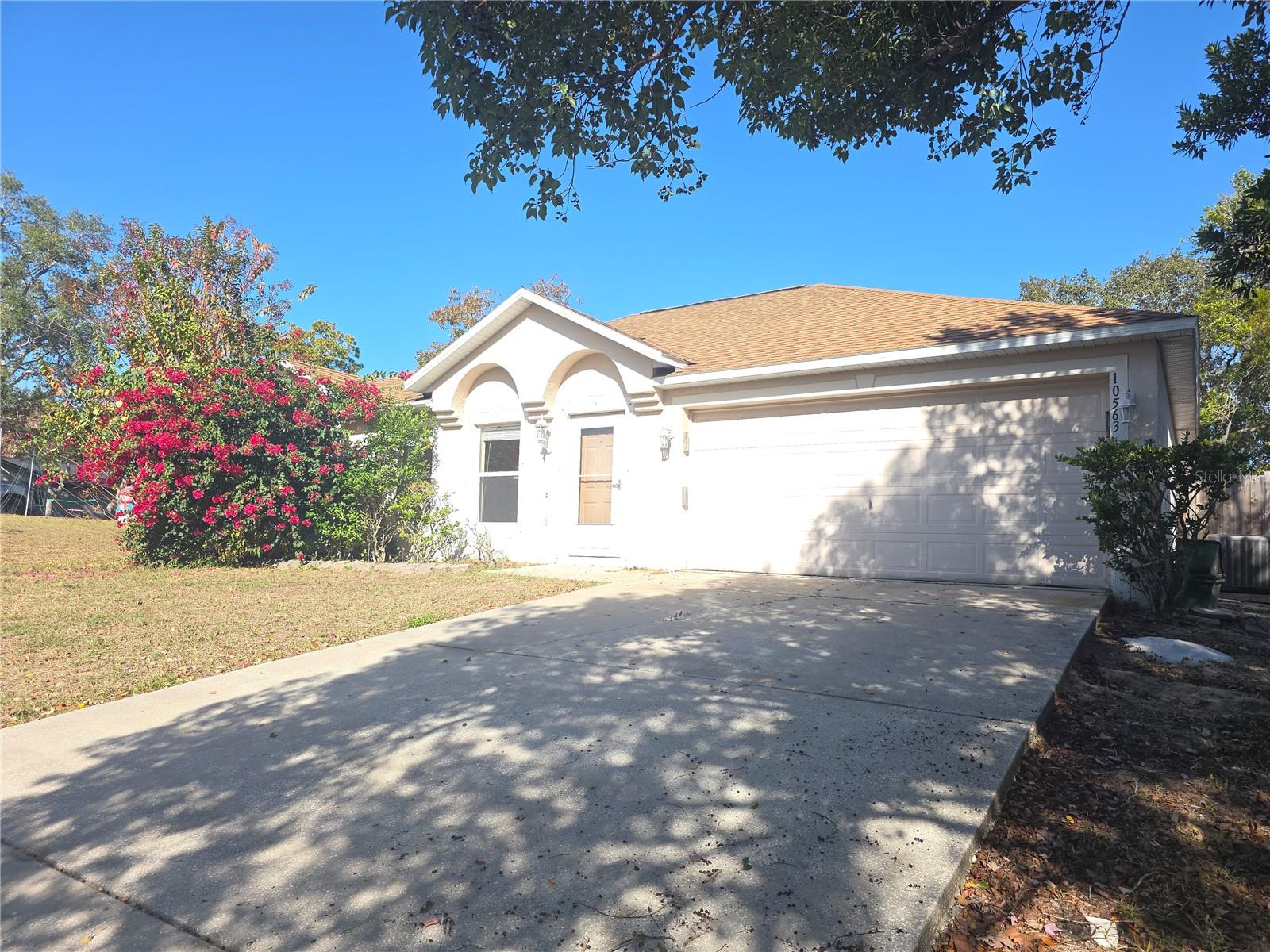 Image 2 of 22 For 10563 Marysville Street