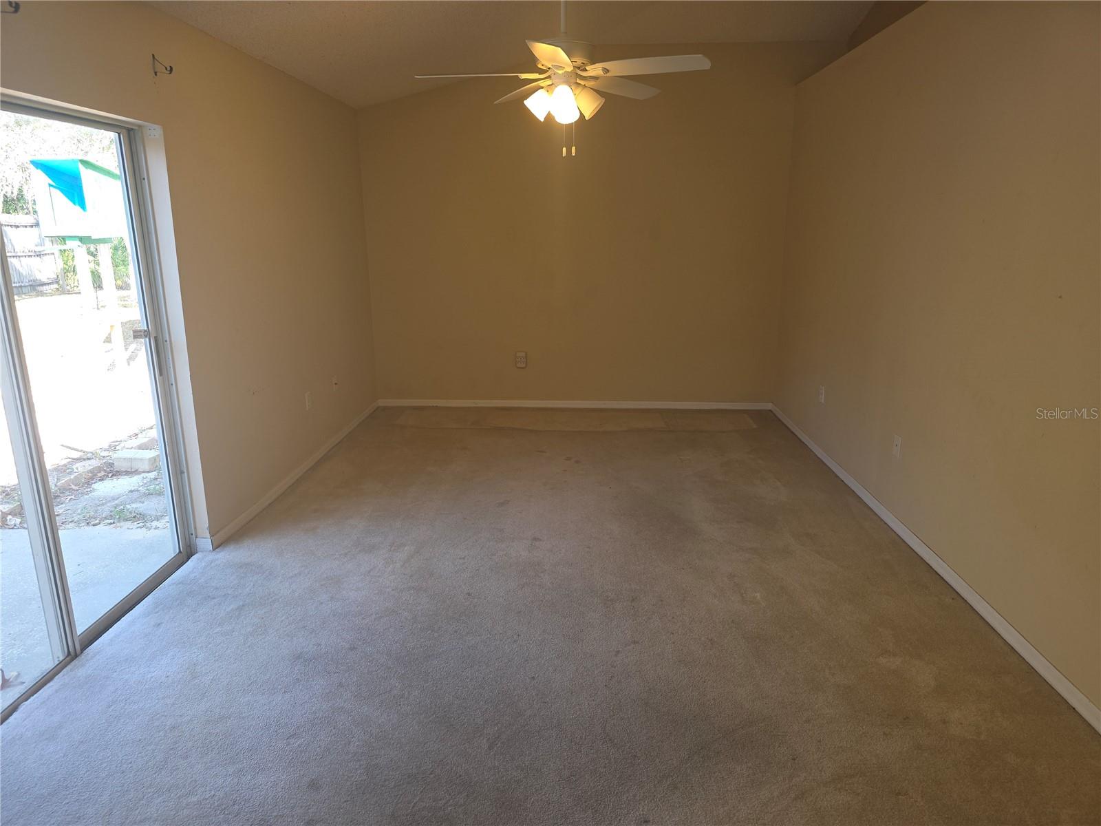 Image 8 of 22 For 10563 Marysville Street