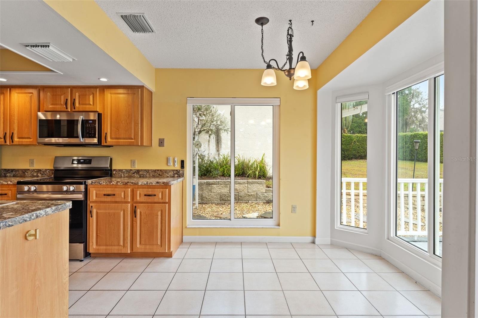 Image 18 of 59 For 2233 Timber Lodge Lane