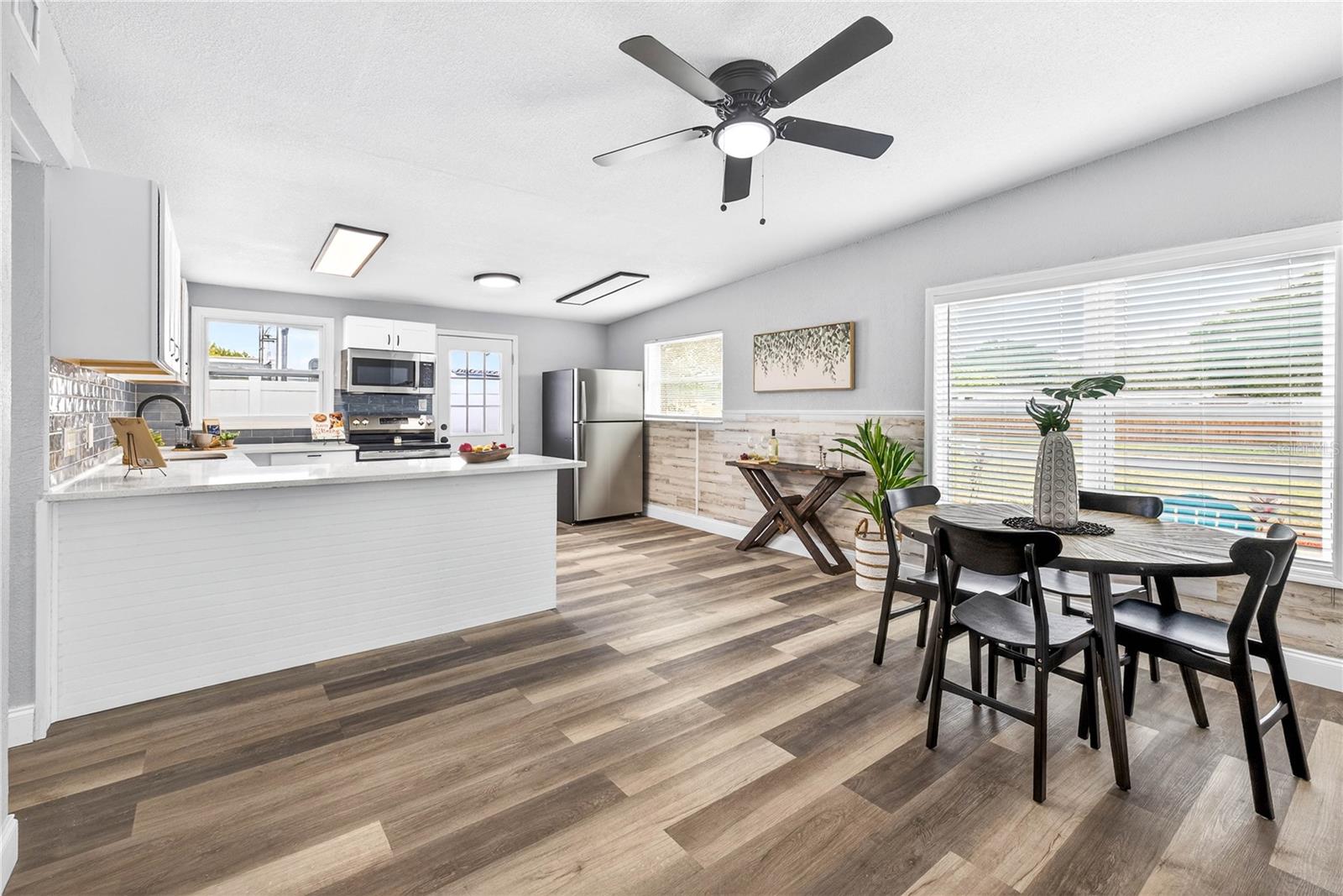 Image 5 of 20 For 9254 86th Street