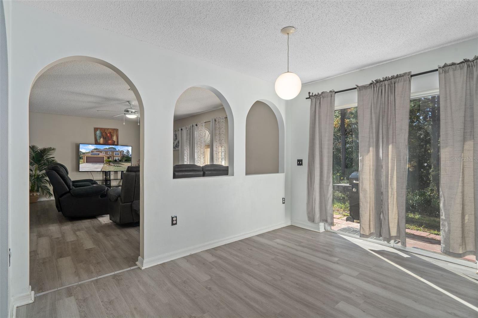 Image 20 of 52 For 2359 Gimlet Avenue