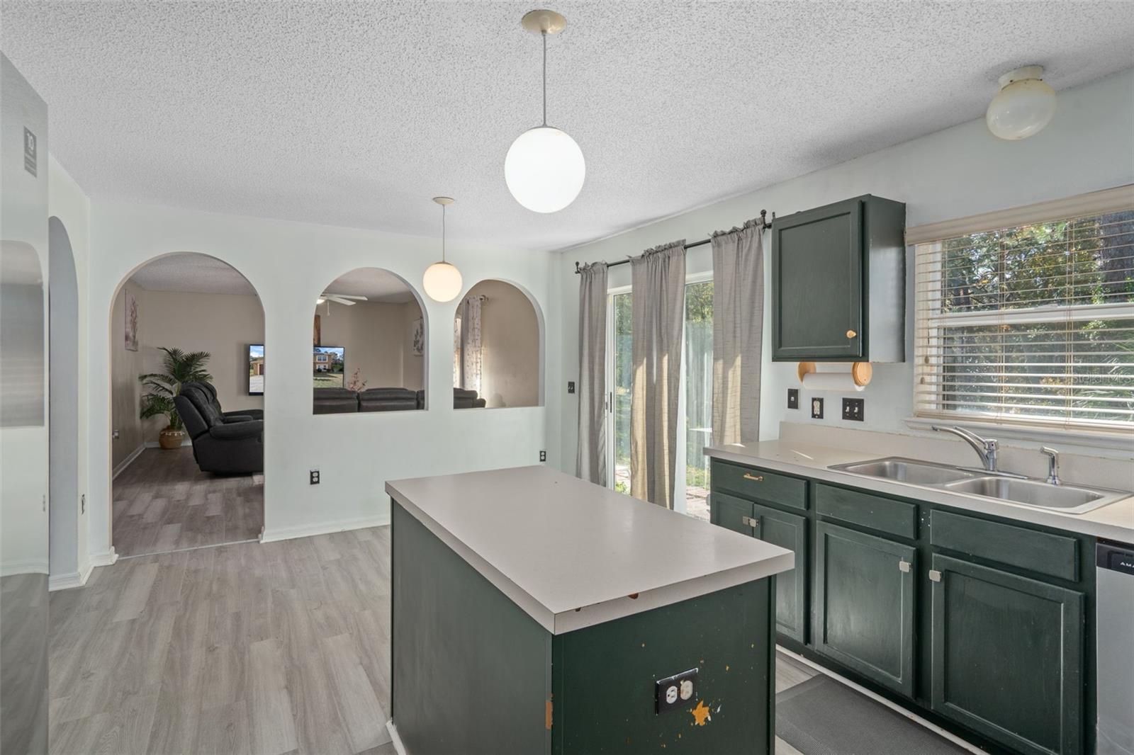 Image 26 of 52 For 2359 Gimlet Avenue