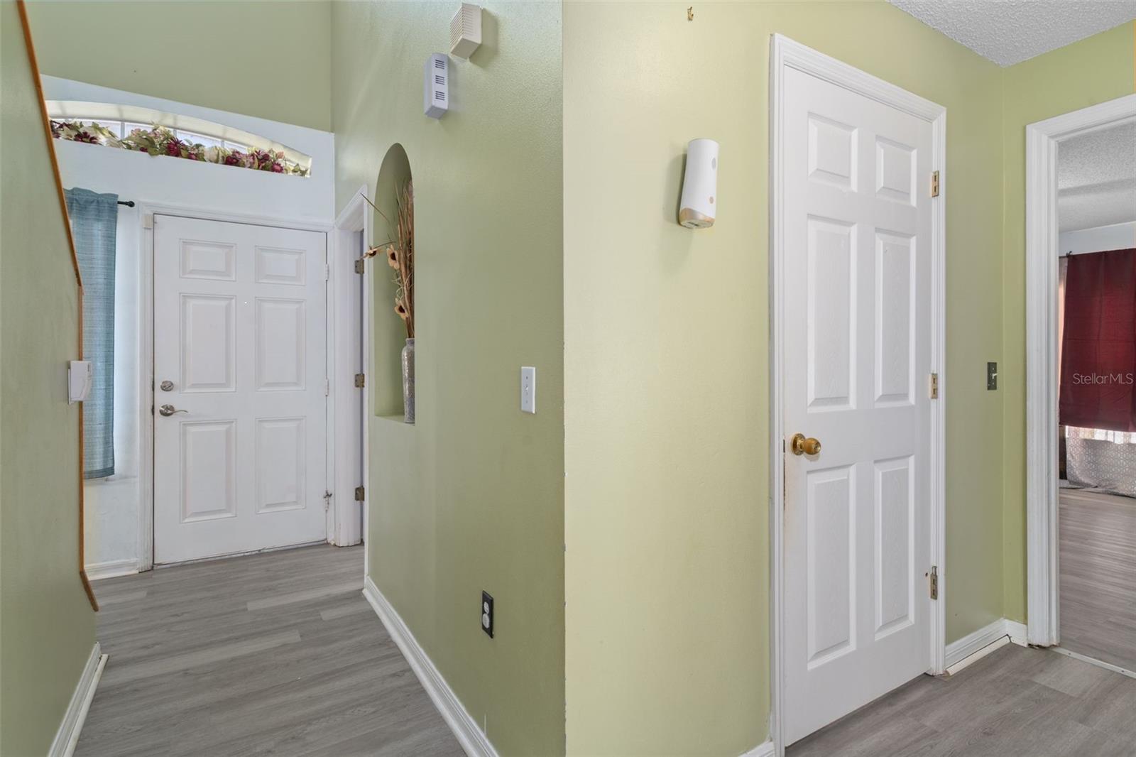 Image 30 of 52 For 2359 Gimlet Avenue