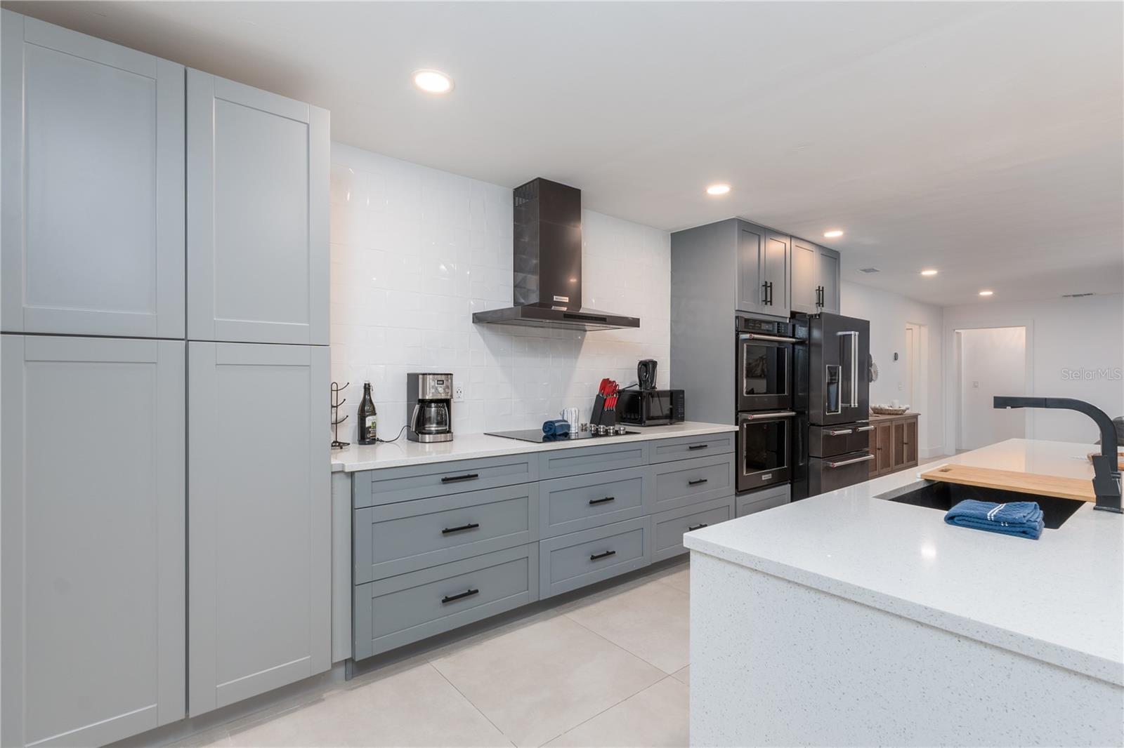 Image 13 of 34 For 400 Plover Place