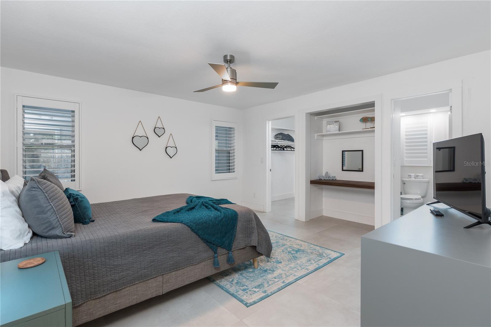 Image 17 of 34 For 400 Plover Place