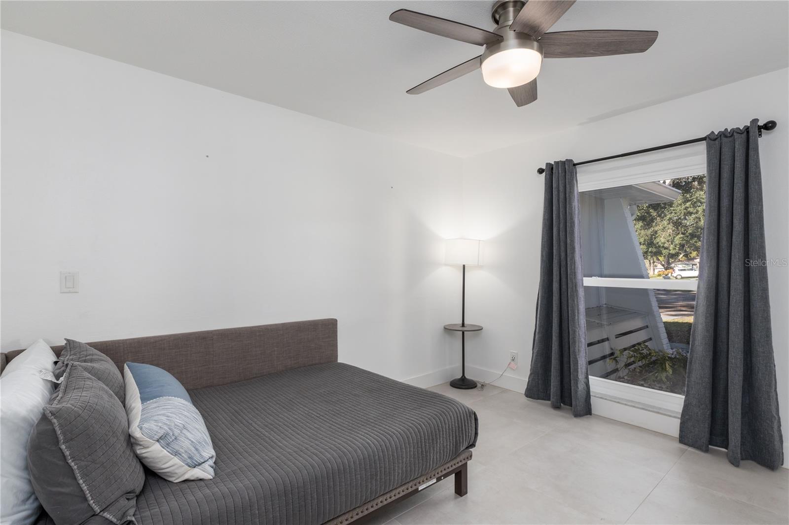 Image 25 of 34 For 400 Plover Place