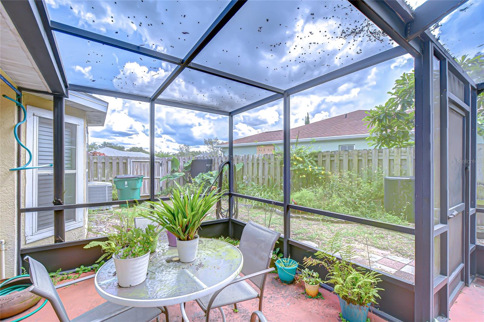 Image 38 of 49 For 6911 Oakcrest Way