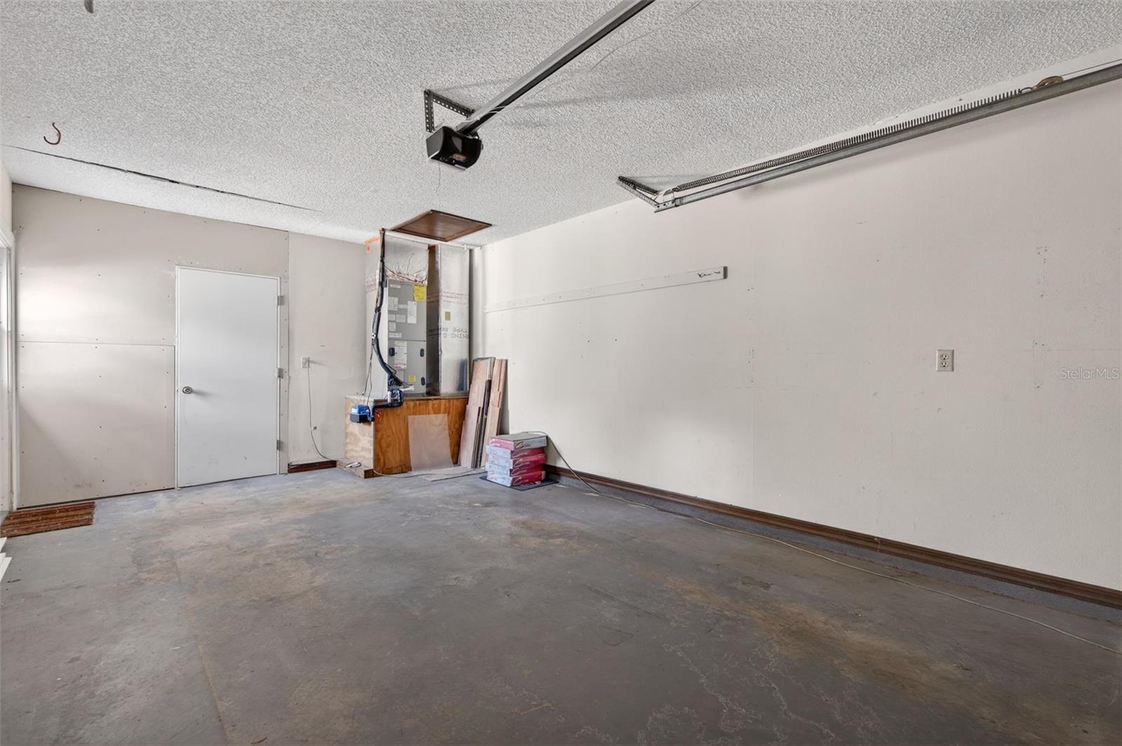 Image 19 of 61 For 7157 Landmark Drive