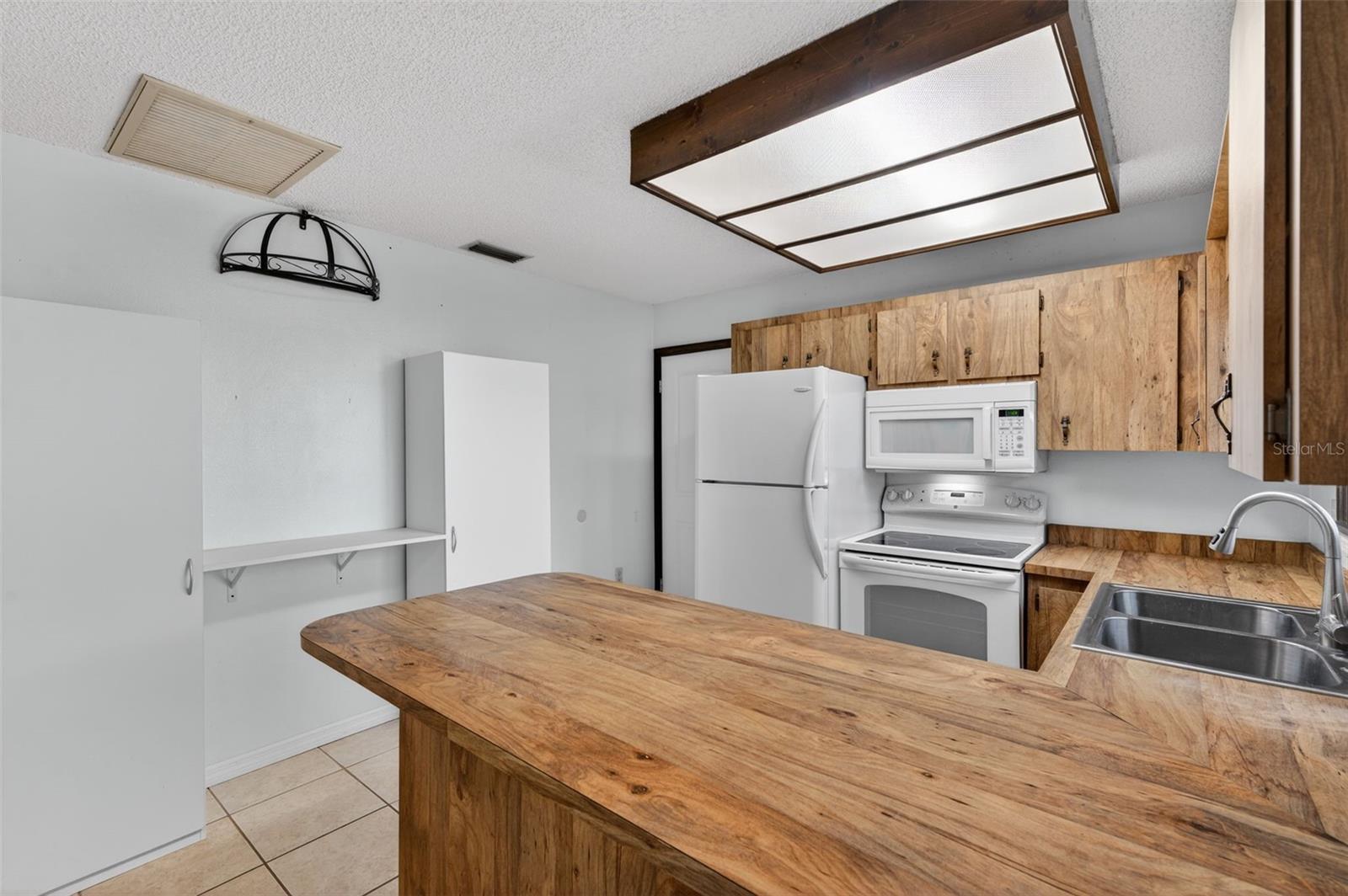 Image 25 of 61 For 7157 Landmark Drive