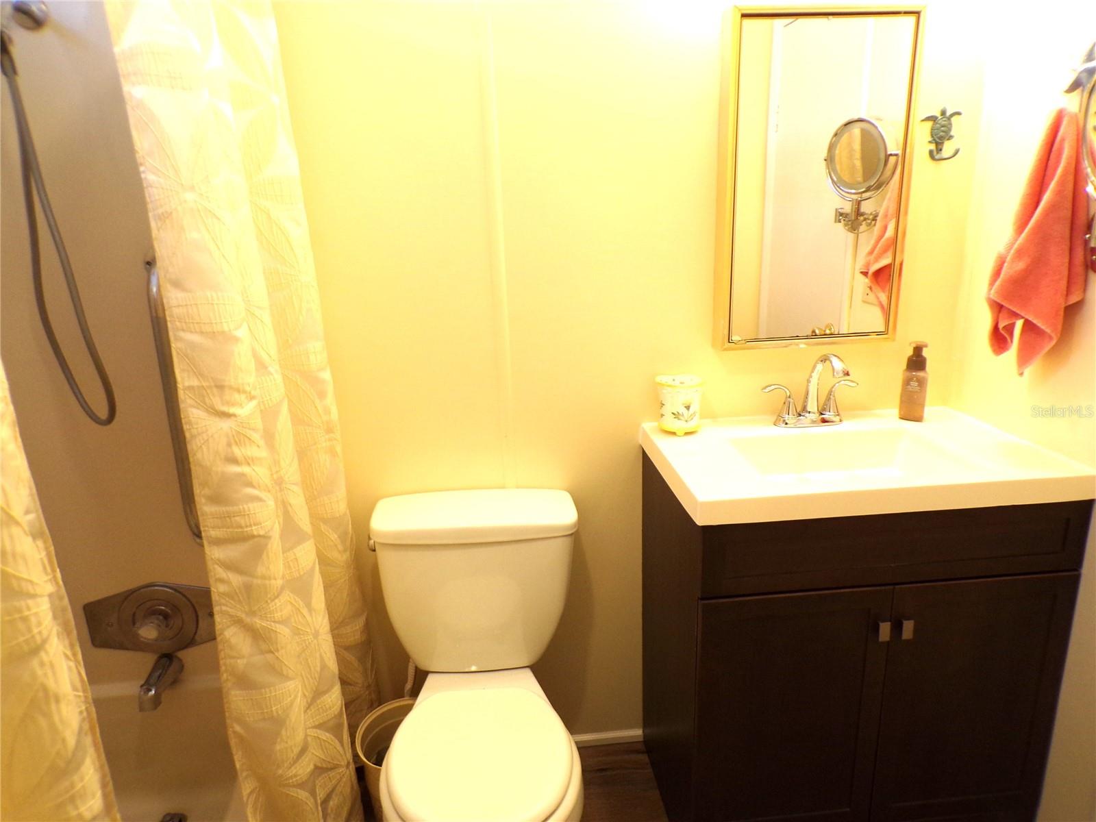 Image 18 of 26 For 6546 Durian Trail