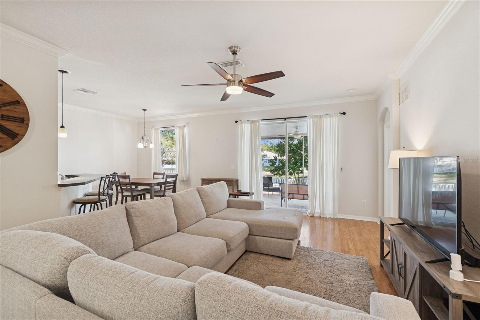 Image 14 of 93 For 12401 Ridgedale Drive