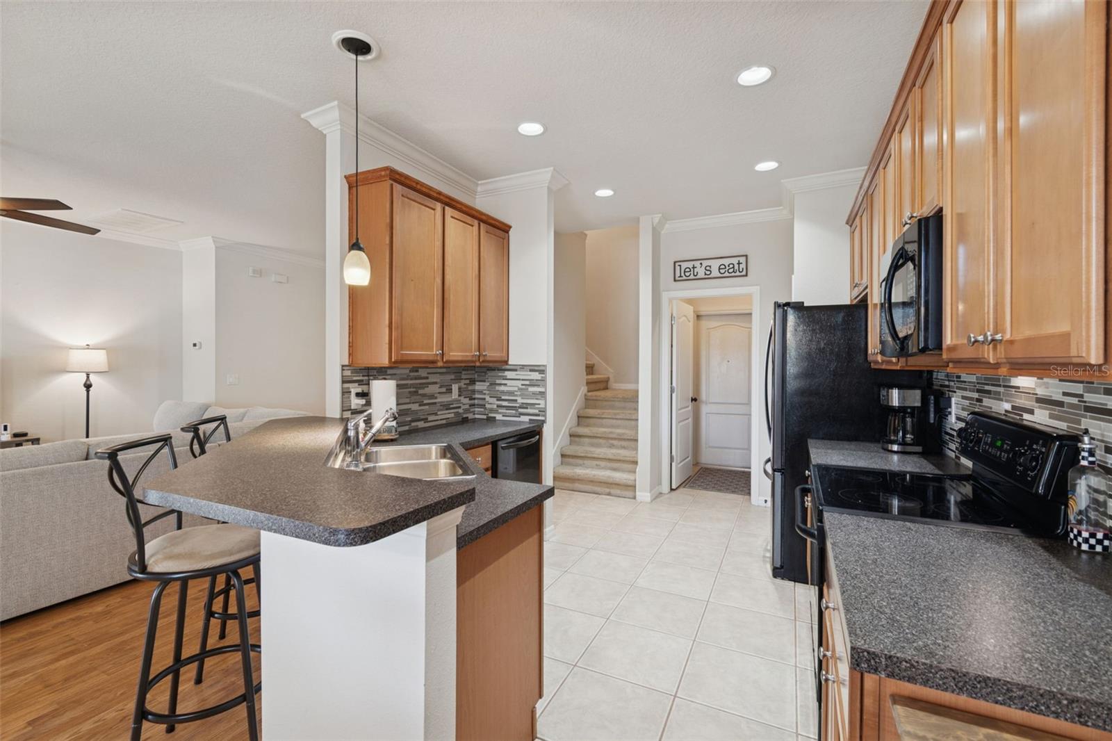 Image 23 of 93 For 12401 Ridgedale Drive