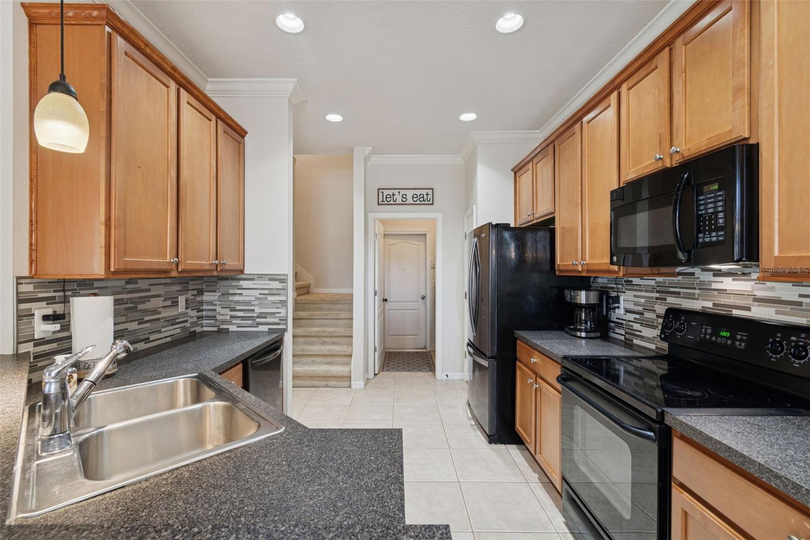 Image 24 of 93 For 12401 Ridgedale Drive