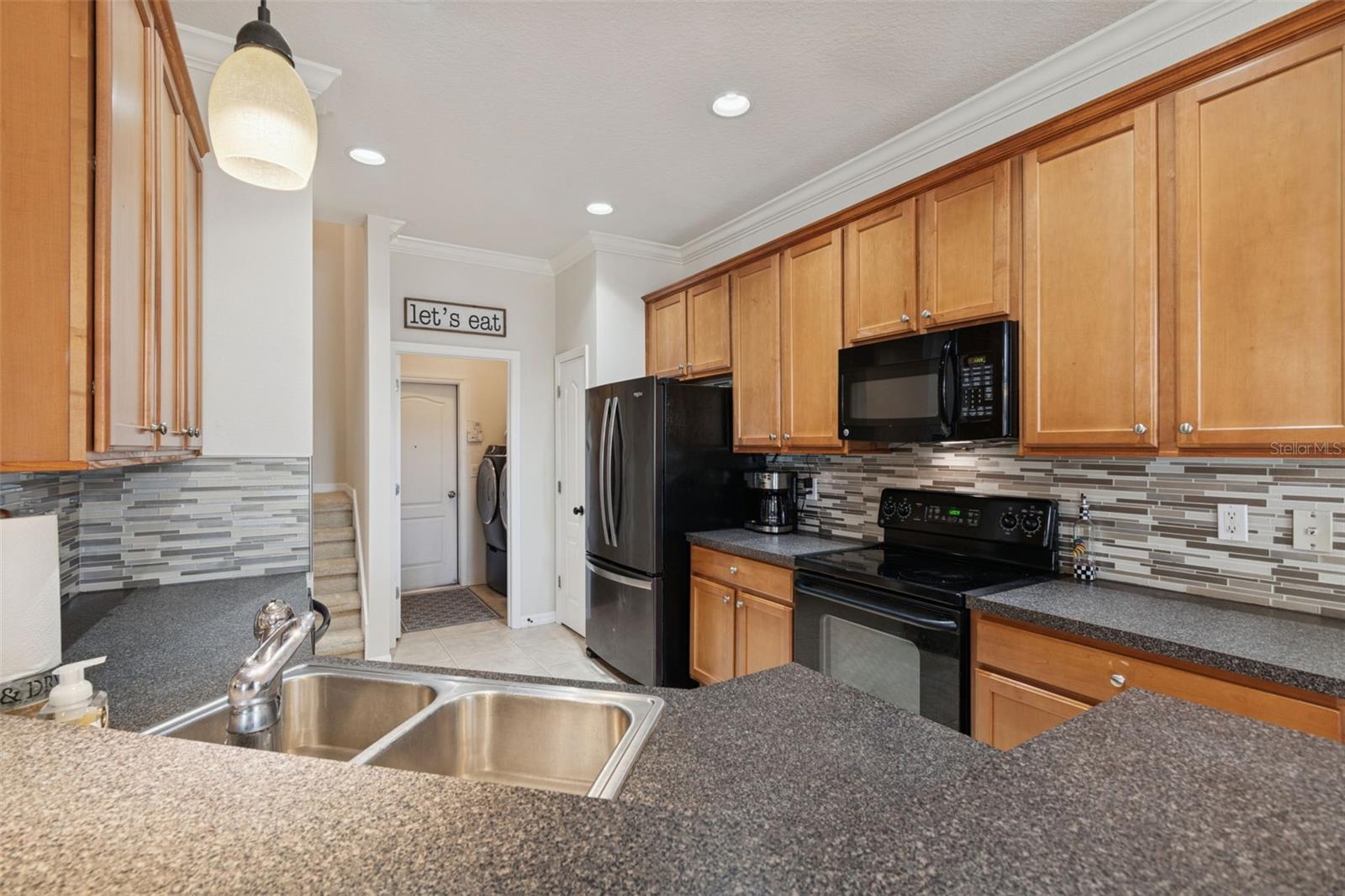 Image 25 of 93 For 12401 Ridgedale Drive