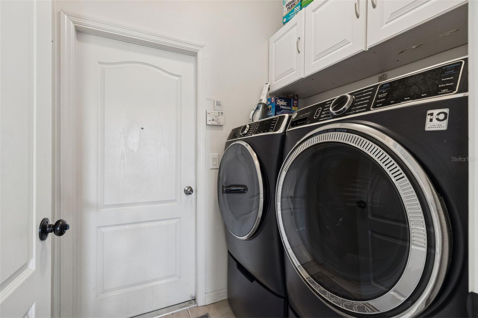 Image 63 of 93 For 12401 Ridgedale Drive