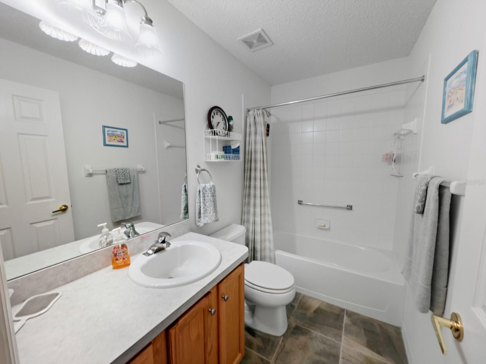 Image 28 of 69 For 11604 Baronwood Court