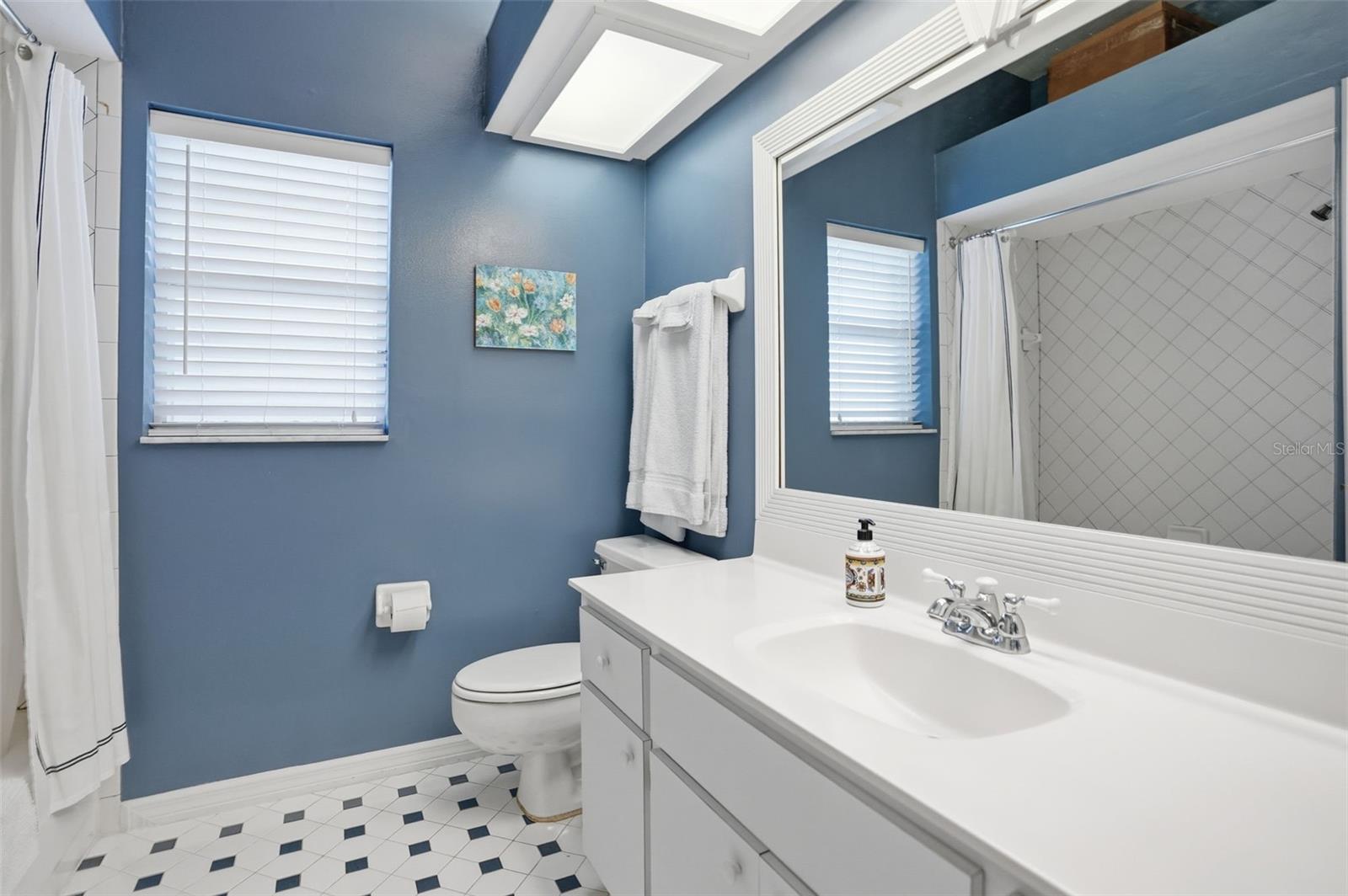 Image 21 of 78 For 7336 Royal Oak Drive