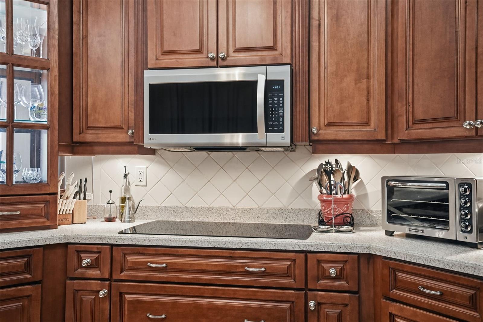 Image 27 of 78 For 7336 Royal Oak Drive