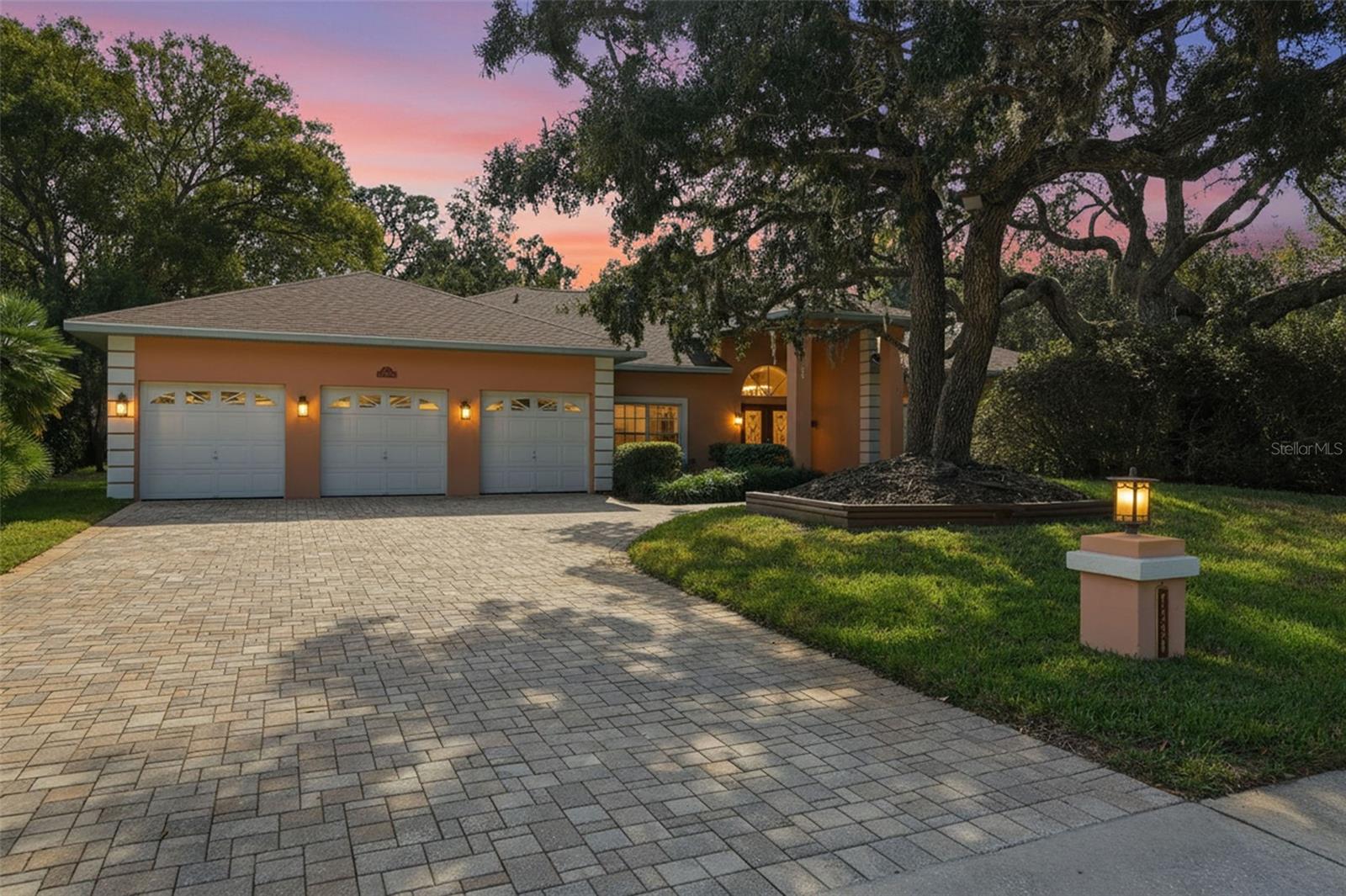 Image 5 of 78 For 7336 Royal Oak Drive