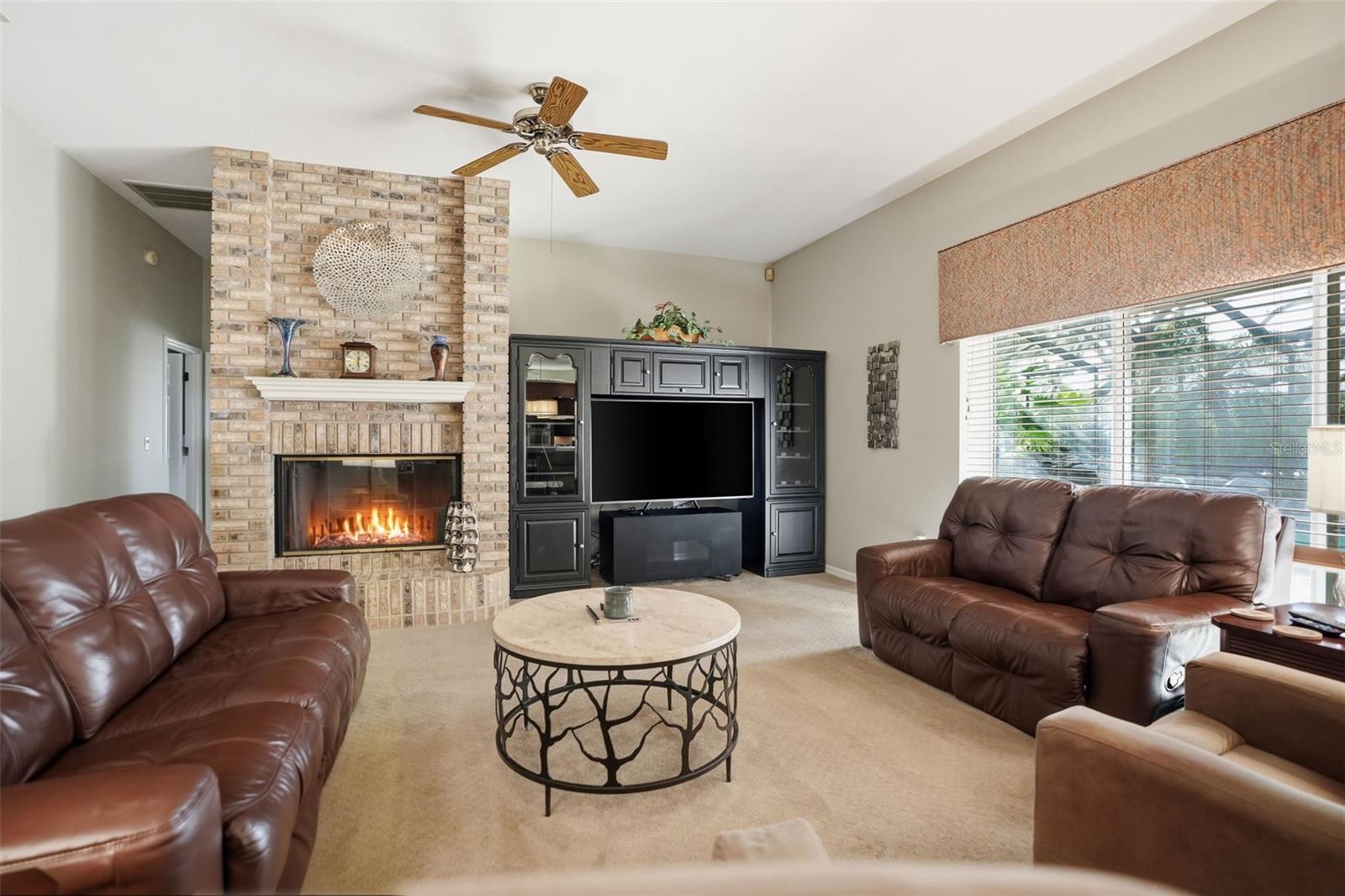 Image 8 of 78 For 7336 Royal Oak Drive