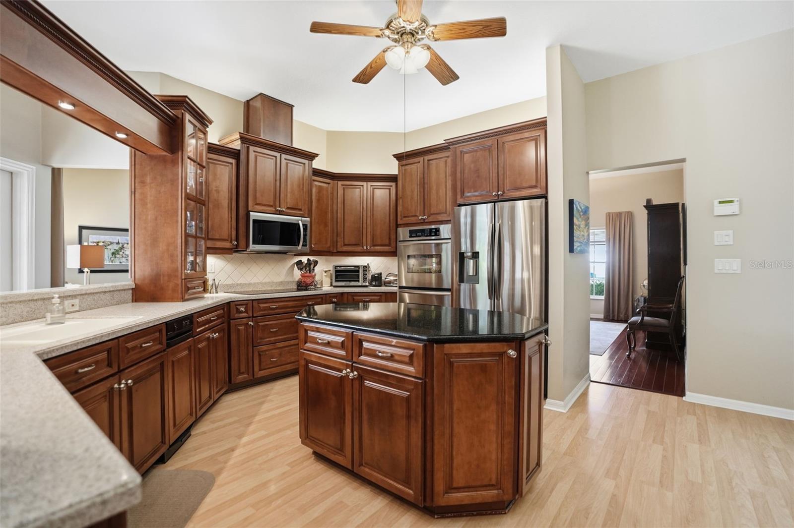 Image 9 of 78 For 7336 Royal Oak Drive