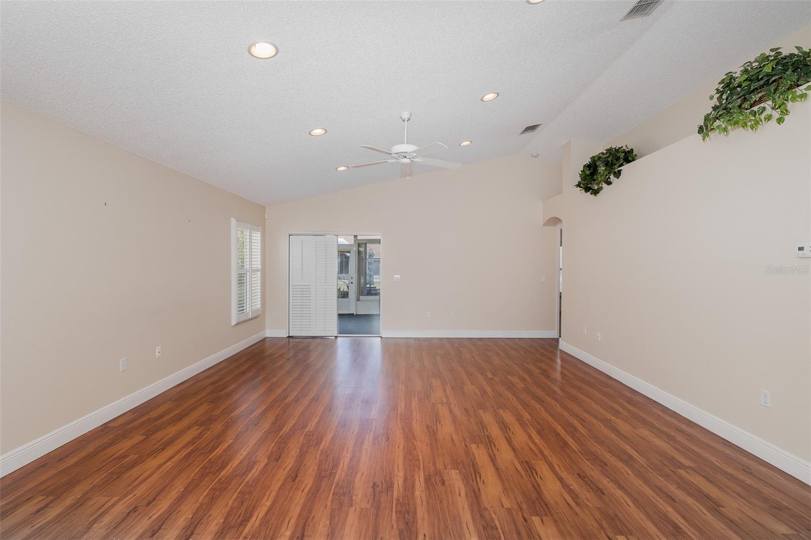 Image 11 of 44 For 11323 Highlander Court