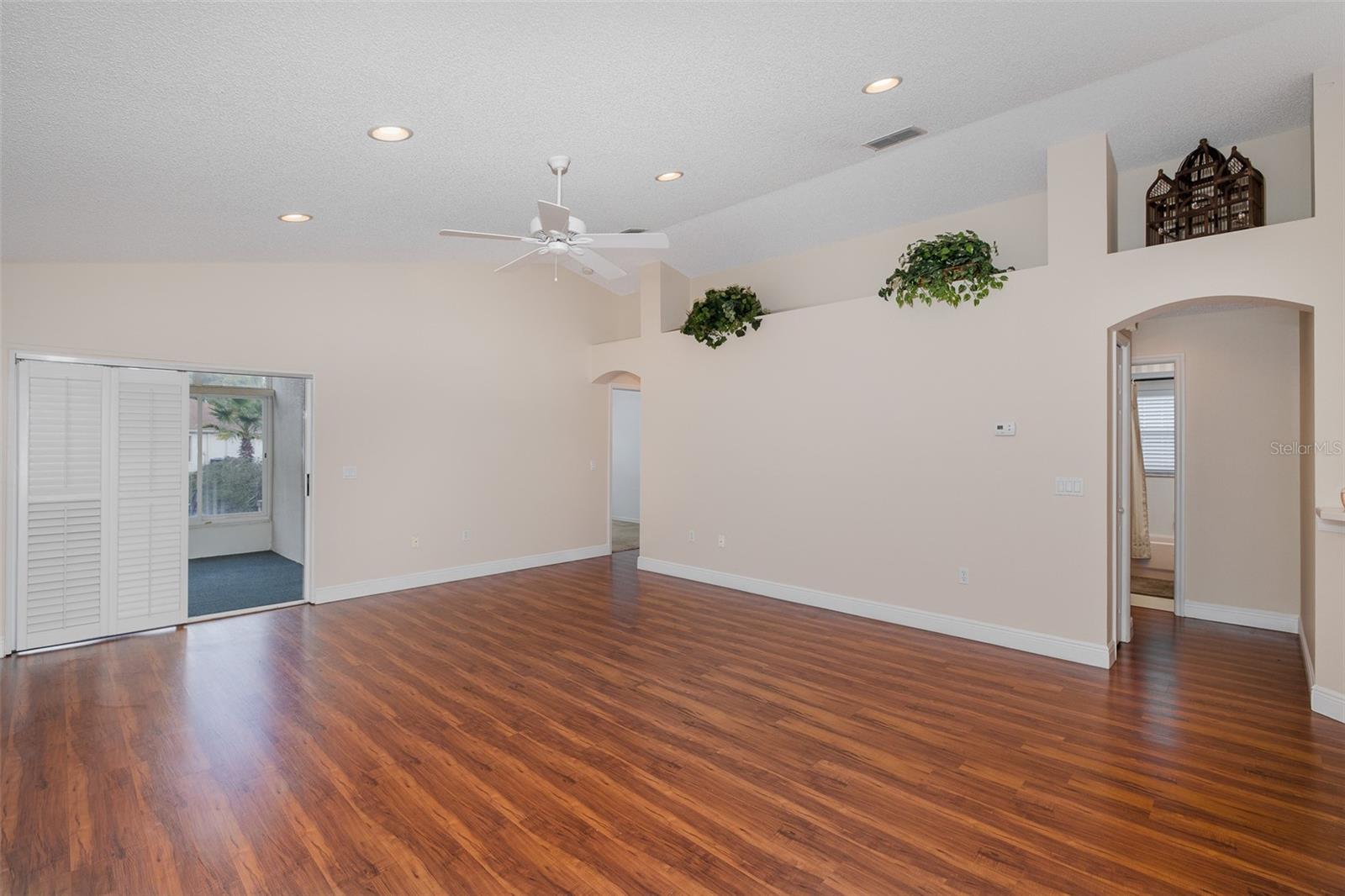 Image 12 of 44 For 11323 Highlander Court