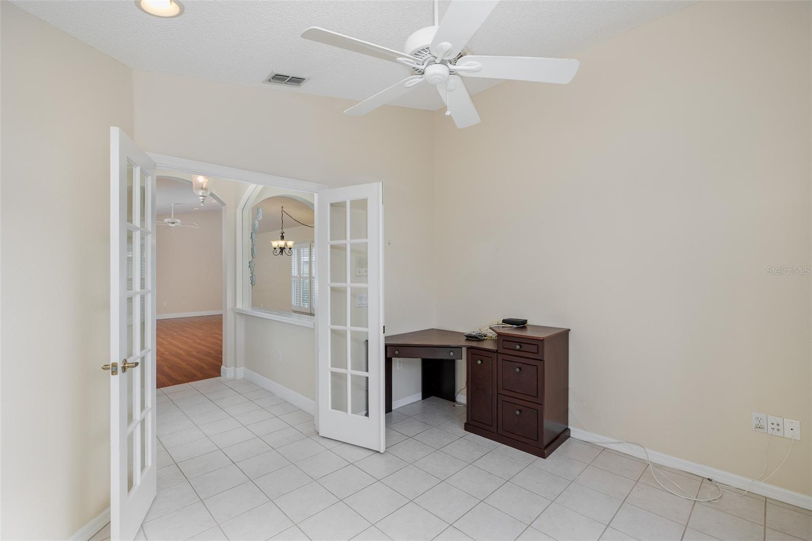 Image 16 of 44 For 11323 Highlander Court