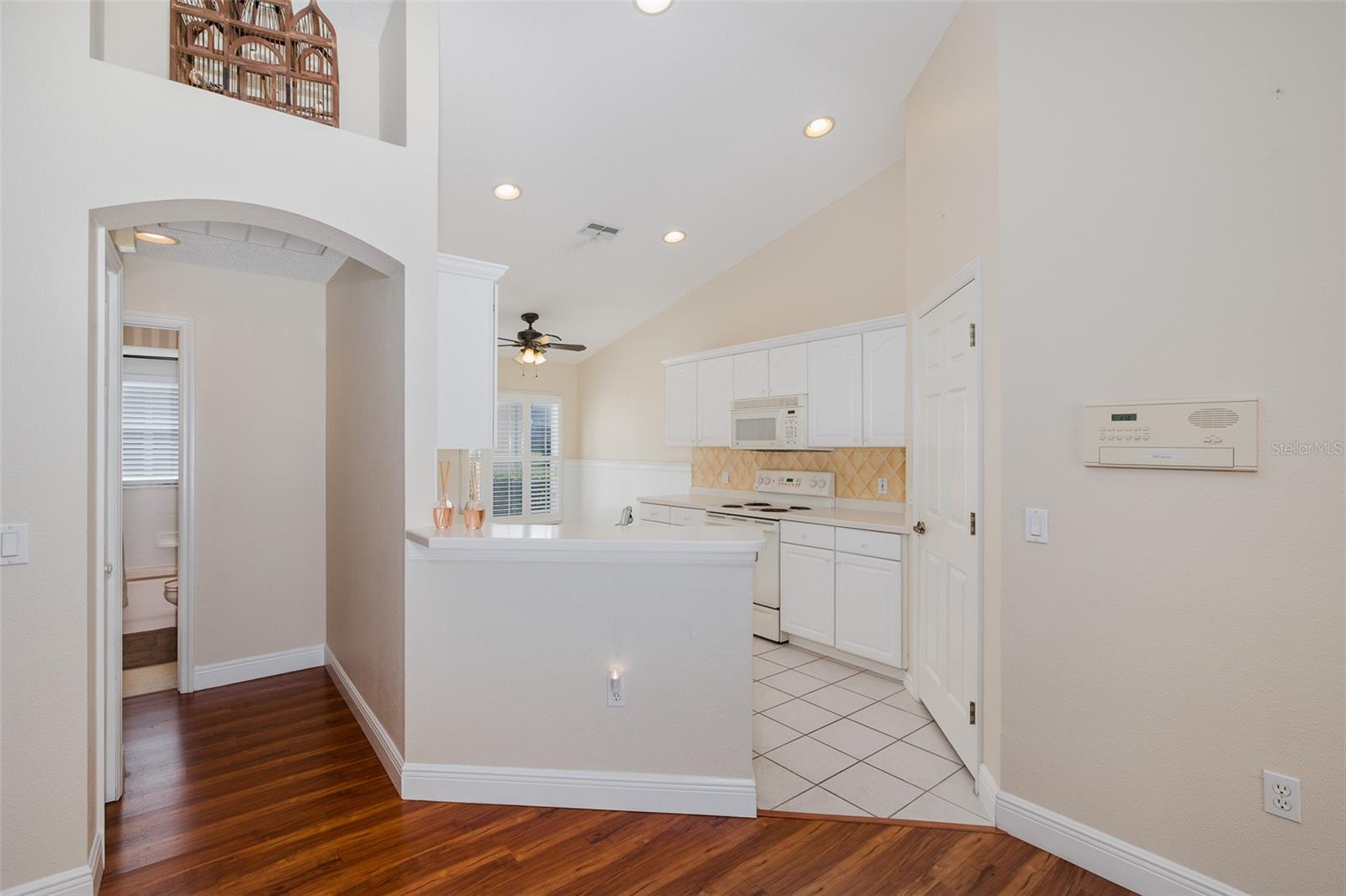 Image 22 of 44 For 11323 Highlander Court