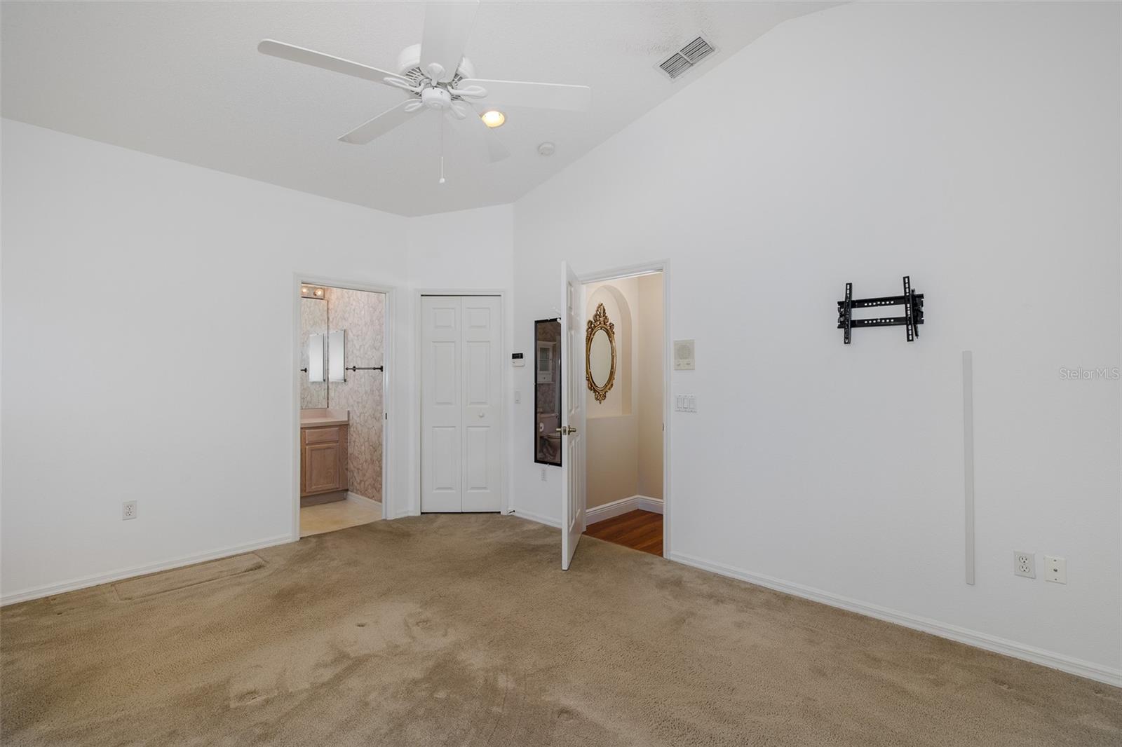 Image 26 of 44 For 11323 Highlander Court