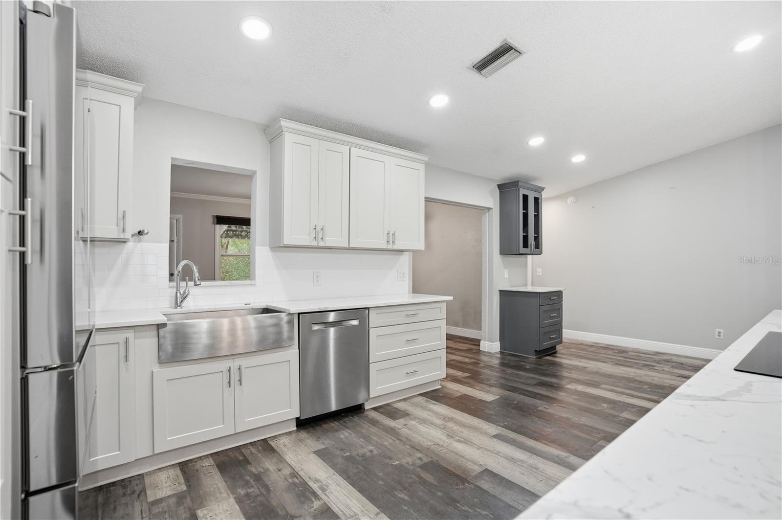 Image 13 of 54 For 16426 Forzando Avenue