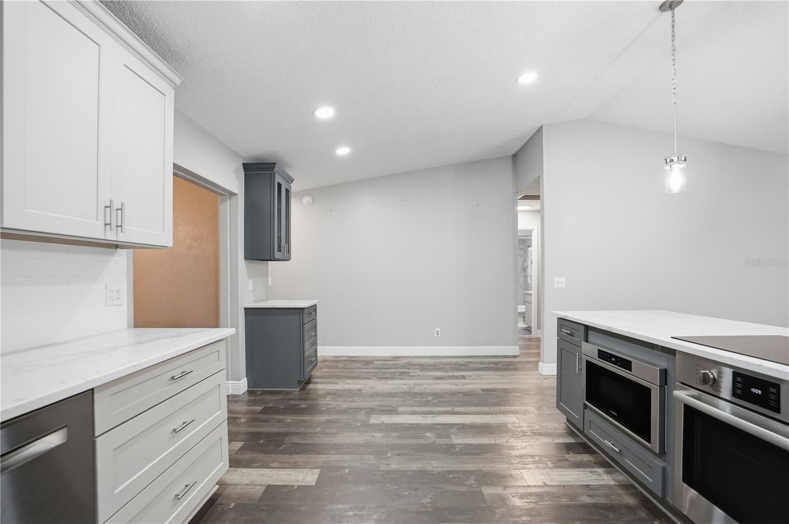 Image 14 of 54 For 16426 Forzando Avenue