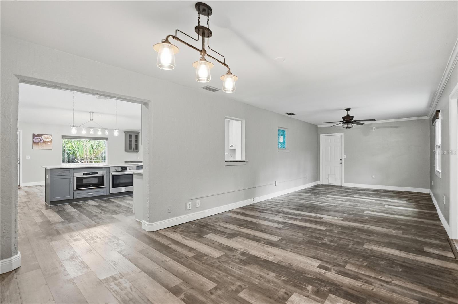 Image 21 of 54 For 16426 Forzando Avenue