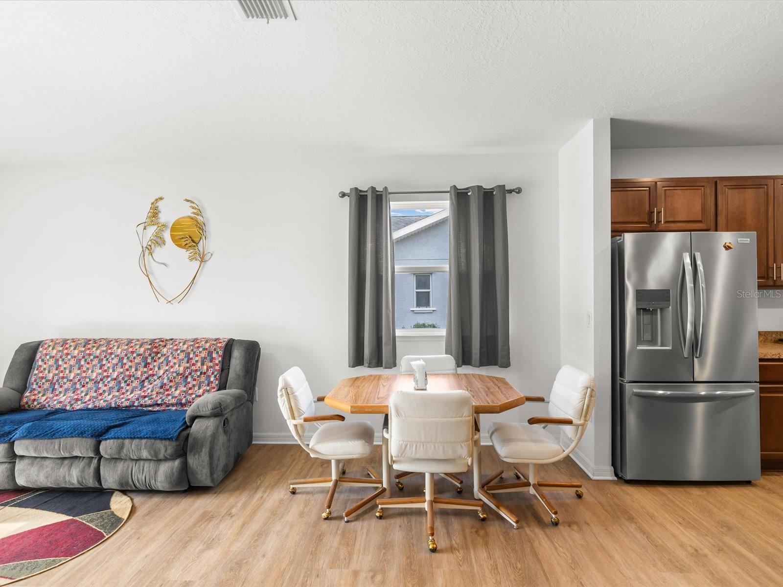 Image 13 of 57 For 8010 Blackhawk Trail